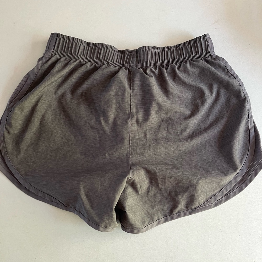 Nike tempo XS shorts